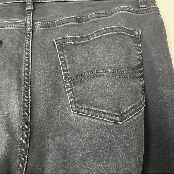 Lee Regular Fit Bootcut Mid Rise Flex Motion Black Jeans - Picture 7 of 10